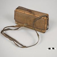 Basket for carrying small objects